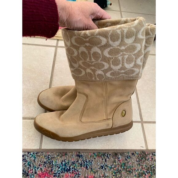 COPY - Coach Women’s Tatum Boots Tan Suede Leather Wool - Picture 2 of 13